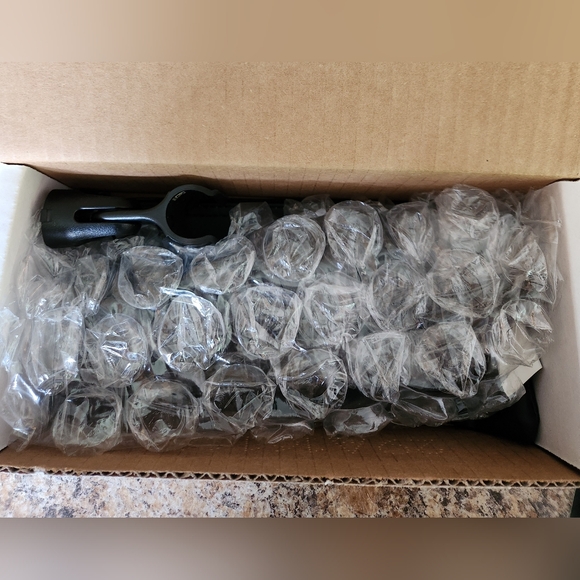 Shure SM57 Black Dynamic Microphone - Picture 5 of 8